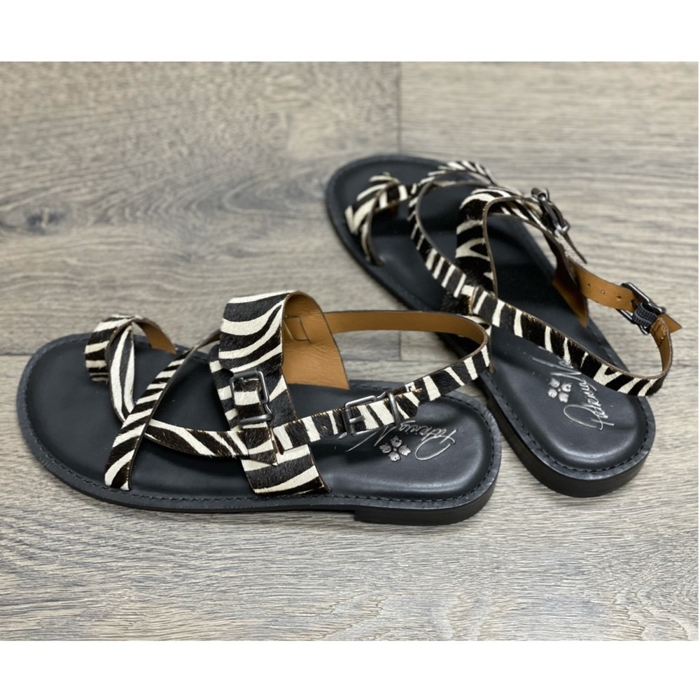 Patricia Nash Fidella Zebra Sandals Size 8.5 - Picture 3 of 8